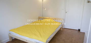 Location appartement 5 pièces 12 m²