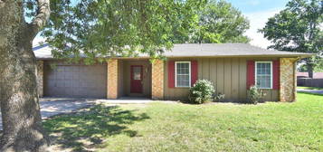 324 W Vicksburg St, Broken Arrow, OK 74011