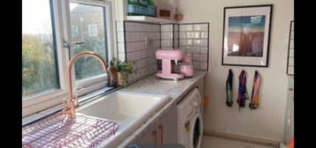 2 bed flat to rent