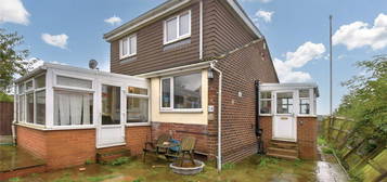 Bungalow for sale in Deanhurst Gardens, Gildersome, Morley, Leeds LS27