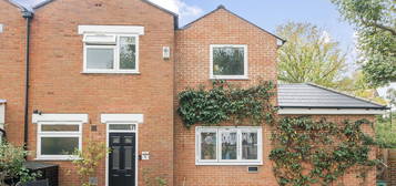 Terraced house for sale in Rycott Path, London SE22