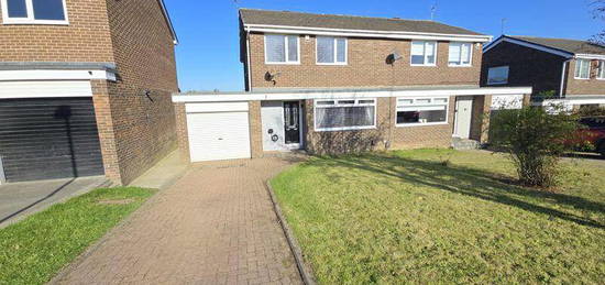 3 bedroom semi-detached house for sale