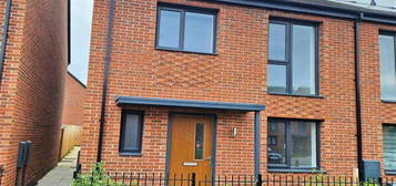 3 bedroom semi-detached house