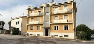 Trilocale via Firenze 49A, Bastia, Bastia Umbra