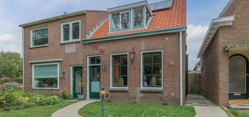 's-Gravenpoldersestraat 28