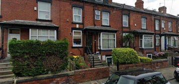 Room to rent in Trelawn Avenue, Leeds LS6