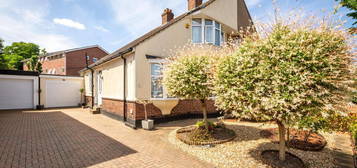 Semi-detached house to rent in Hurst Road, Sidcup DA15