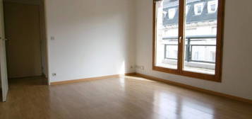 Appartement  à louer, 2 pièces, 1 chambre, 41 m²