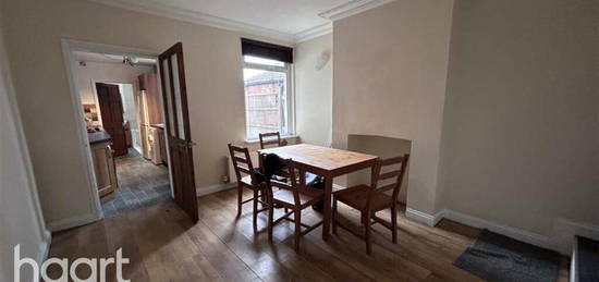 2 bedroom terraced house