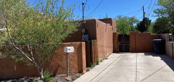 201 1/2 San Pasquale Ave SW, Albuquerque, NM 87104