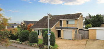 3 bed detached house for sale