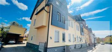 Vielseitige Nutzungsmöglichkeiten – Zwei sanierte Mehrfamilienhäuser in Leubnitz