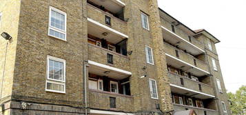 3 bed flat to rent