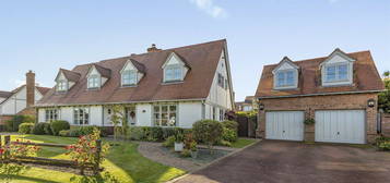 4 bed detached house for sale