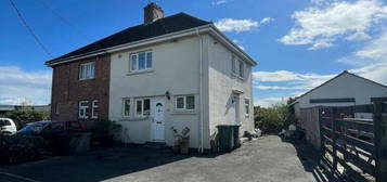 2 bedroom semi-detached house for sale