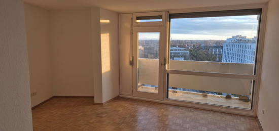 1-Zimmer-Wohnung mit Balkon Alpenblick in München Obersendling 300m zur U-Bahn