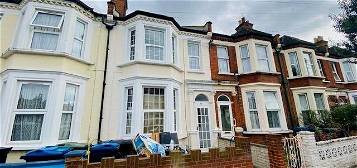 Terraced house to rent in Hartley Road, Croydon CR0