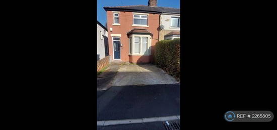 2 bedroom end of terrace house