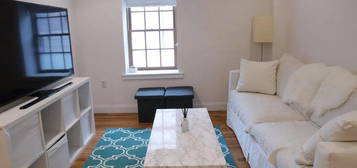 133 Grand St Apt 1, Hoboken, NJ 07030