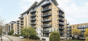 Flat for sale in Glaisher Street, Deptford SE8