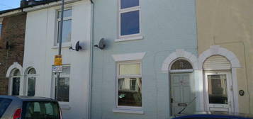 2 bedroom terraced house