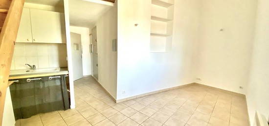 Appartement  à louer, 2 pièces, 1 chambre, 25 m²