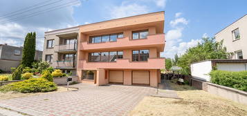 Prodej vícegeneračního domu 346 m², pozemek 692 m²