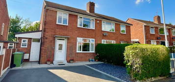 3 bed semi-detached house for sale