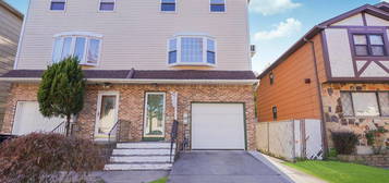 22 Luke Ct, Staten Island, NY 10306