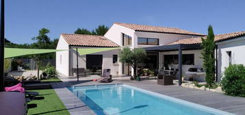 Belle villa contemporaine plain pied