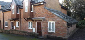 2 bed flat to rent