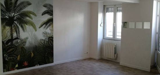 Grand appartement T3