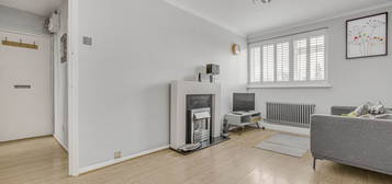 2 bed flat to rent