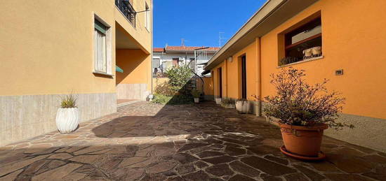 Casa indipendente in vendita a Solbiate Olona