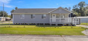 140 Hollywood Park Rd, Montz, LA 70068