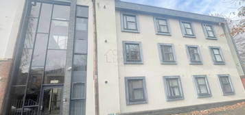 8 bed shared accommodation to rent