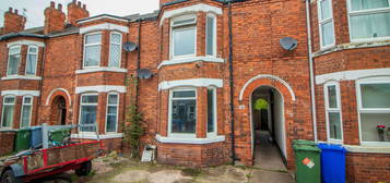 Terraced house for sale in Albert Road, Retford DN22