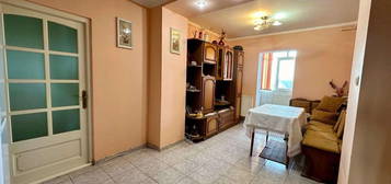 Apartament 3 camere 69mp zona Stadion 69.500eur neg