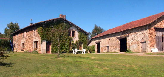 Ensemble de 3 maisons d'habitations