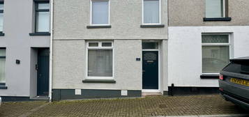 3 bed terraced house for sale