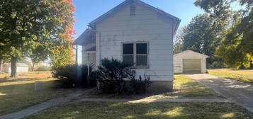 203 E  Agnes St, Miami, MO 65339