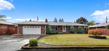 7561 Delaware Ln, Vancouver, WA 98664