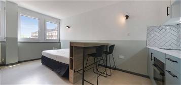 Studio to rent in Uncle Stockwell, Courland Grove SW8