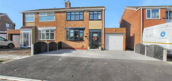 3 bedroom semi-detached house for sale