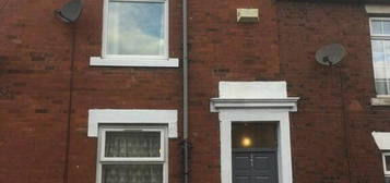 2 bedroom terraced house