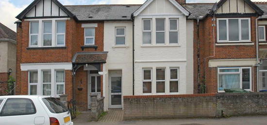 5 bedroom terraced house