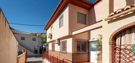 Casa adosada en venta en Ordesa (lan), 36, Lancha del Genil