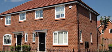 3 bedroom semi-detached house to rent