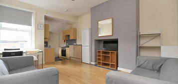 3 bedroom flat to rent