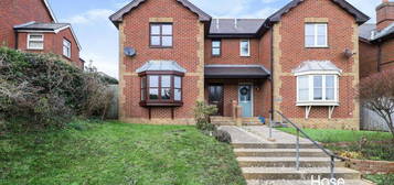 3 bedroom semi-detached house